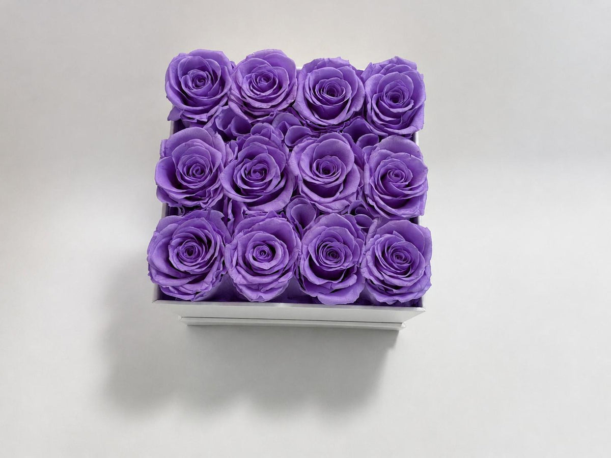 12 Roses - Square Box